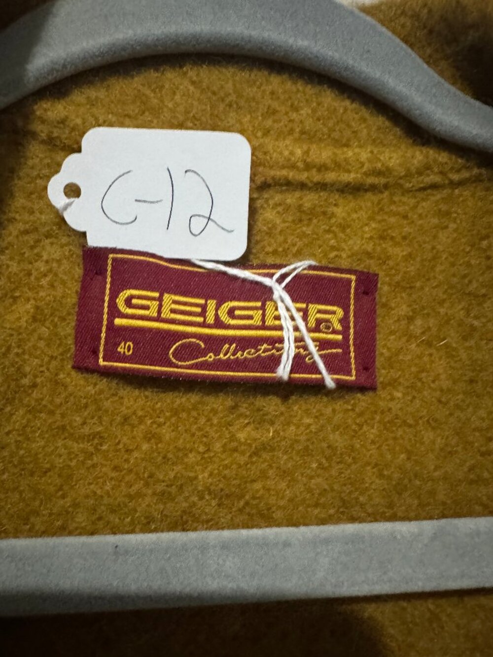 Geiger Collection Cardigan - Picture 2 of 3